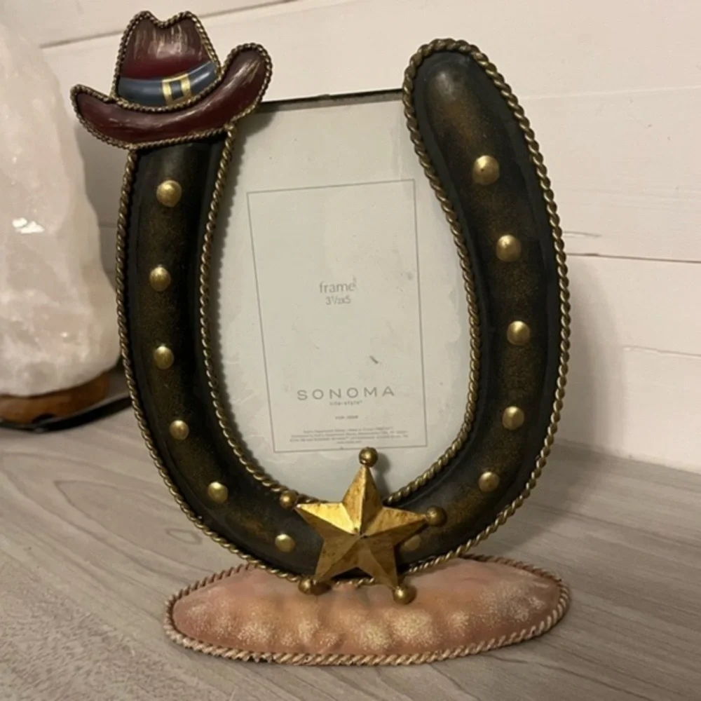 Sonoma Western Horseshoe Photo Frame - Brown and Gold 3 1/2” x 5”